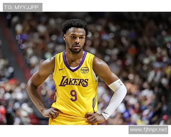 湖人逐步调整阵容布朗尼数据领跑全队西部第三展现夺冠潜力 湖人逐步调整阵容布朗尼数据领跑全队西部第三展现夺冠潜力