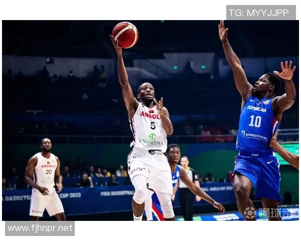 2008年北京奥运会男篮小组赛中国队对阵安哥拉的精彩瞬间回顾 2008年北京奥运会男篮小组赛中国队对阵安哥拉的精彩瞬间回顾